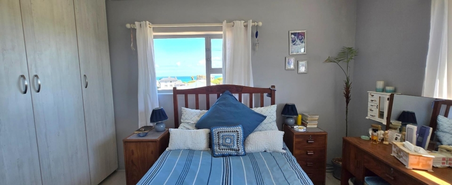 5 Bedroom Property for Sale in Kleinbaai Western Cape